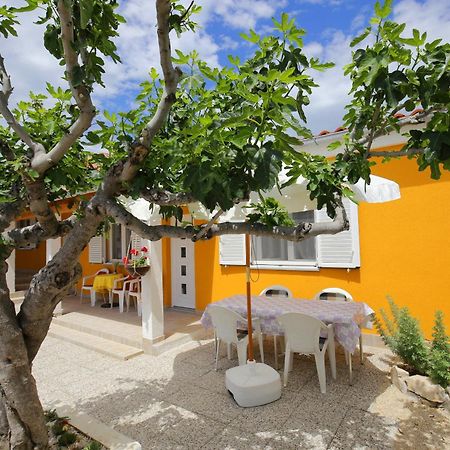 Apartment Marta Razanac Exterior photo